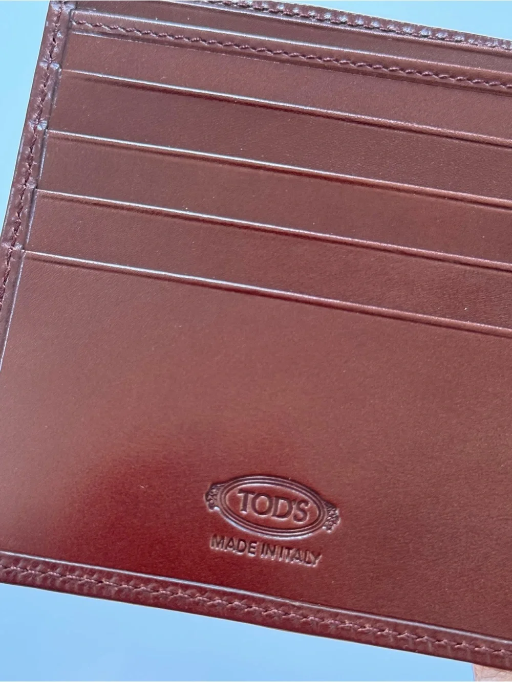 NEW Tod's Leather Bifold Wallet with Coin Pocket Dark Brown XAM0F07 NEVER USED